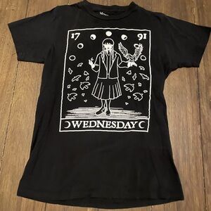 🔴 Hot Topic Wednesday Addams T-shirt